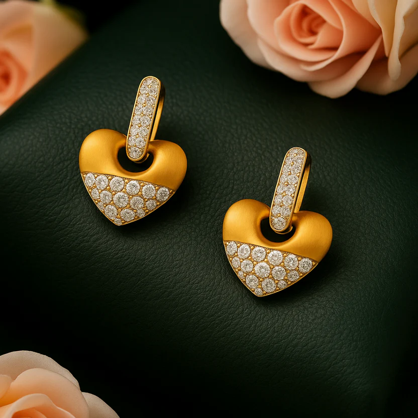 Coeur Lumière — Modular heart-shaped earrings with huggie hoops in 18K Gold and Diamonds - View 1